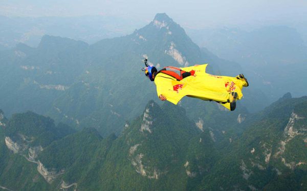 什么是翼裝飛行,翼裝飛行的原理,翼裝飛行玩一次多少錢