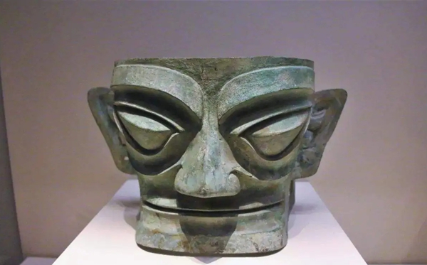 三星堆面具為什么像外星人？