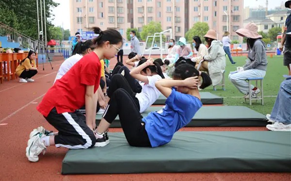 中考體育考試項目有哪些,中考體育各項的評分標準是什么