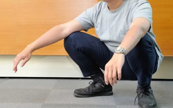 為什么外國人不會亞洲蹲？