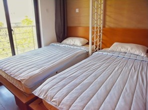 上海興偉學院宿舍條件怎么樣,有空調和獨立衛生間嗎？（附宿舍圖片）