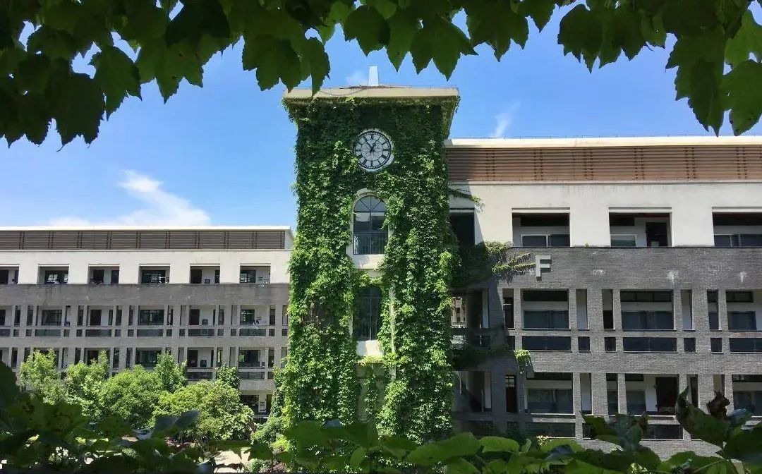 杭州第七中學(xué)簡(jiǎn)介概況(建校歷史、地址、師資、校訓(xùn)、環(huán)境)