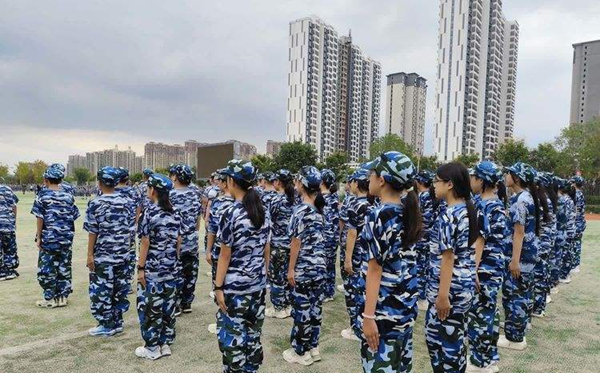 初中軍訓要準備哪些東西,新初一軍訓必備物品清單